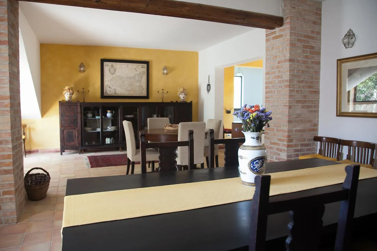 ***  Casa Go'El Bed & Breakfast Chiaramonte Gulfi Italy