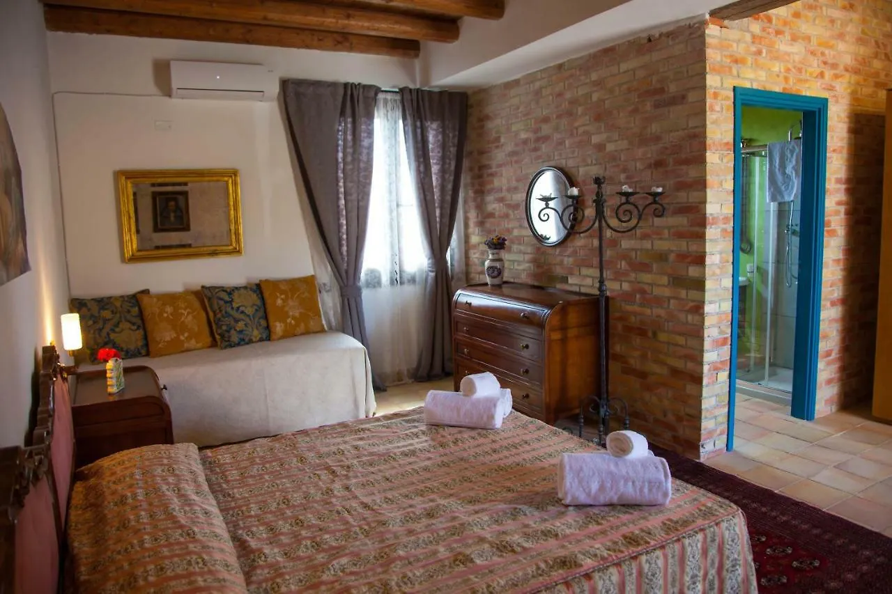Casa Go'El Bed & Breakfast Chiaramonte Gulfi 3*,
